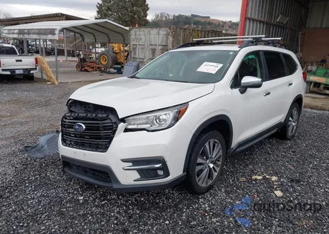 2019 Subaru Ascent Touring z USA, uszkodzony, nr VIN 4S4WMARD1K3406991